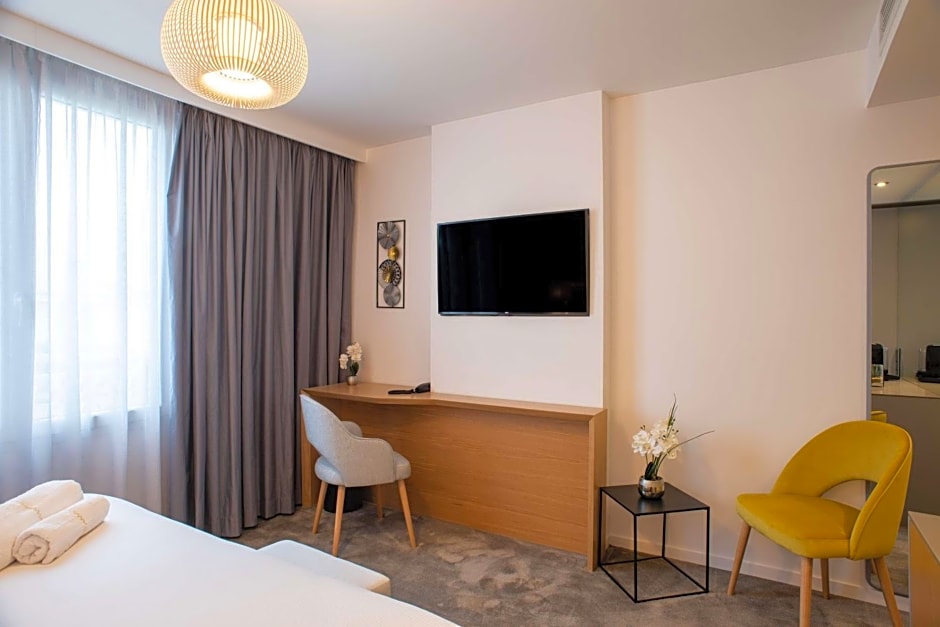Brit Hotel Paris Orly Rungis