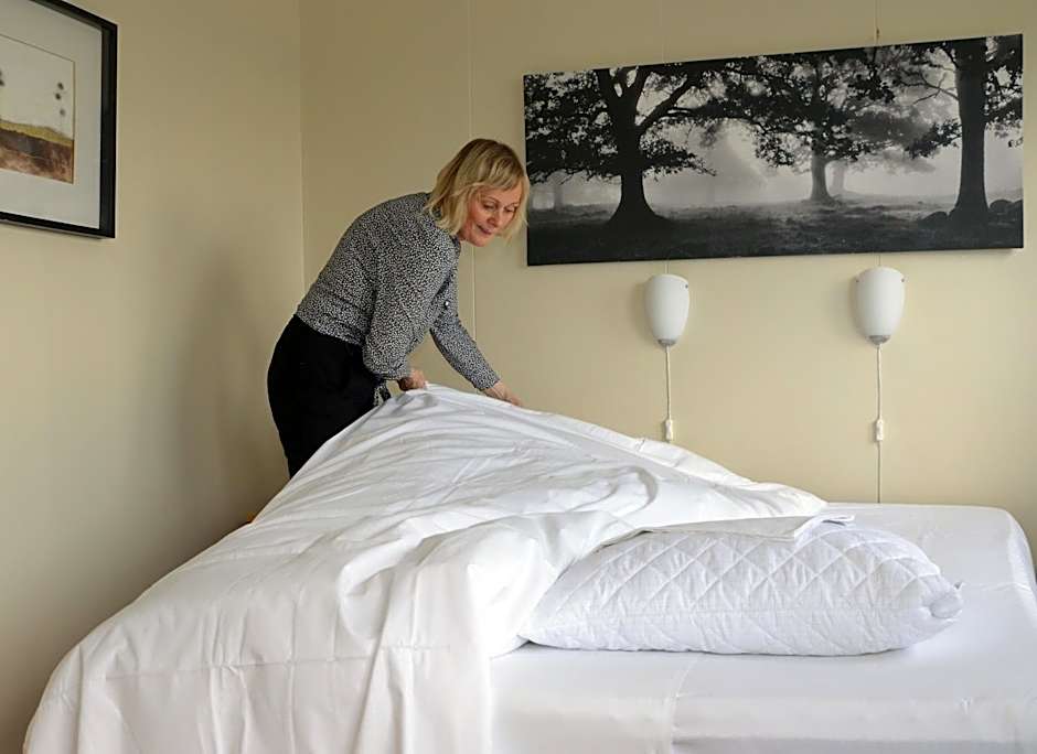 Sandmoen Bed & Breakfast, Free Parking