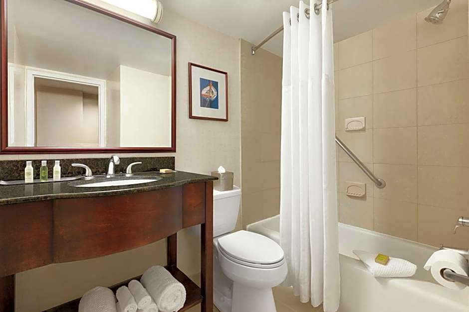 DoubleTree by Hilton Hotel Annapolis