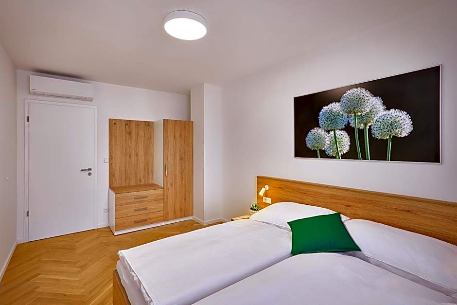 DownTown Suites Rubesova