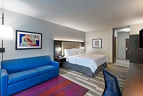 King Room - Mobility Access/Hearing Accessible