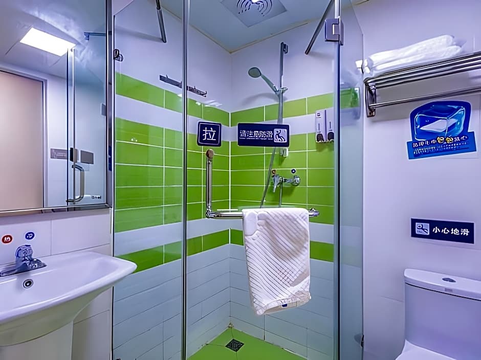 7 Days Inn Xi'an Zhonglou 4th Gulou Hospital Dachaishi