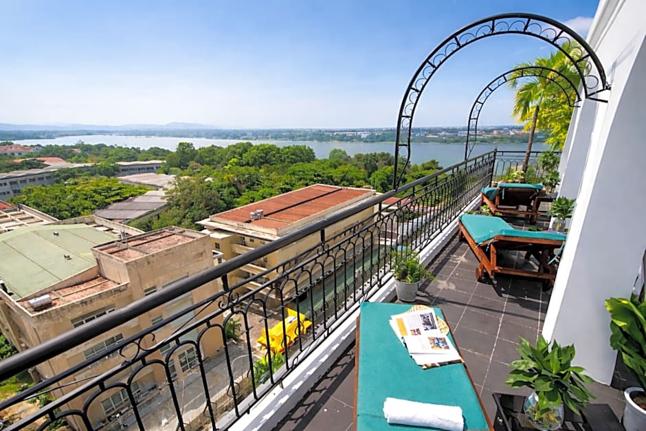 The Sunriver Boutique Hotel Hue