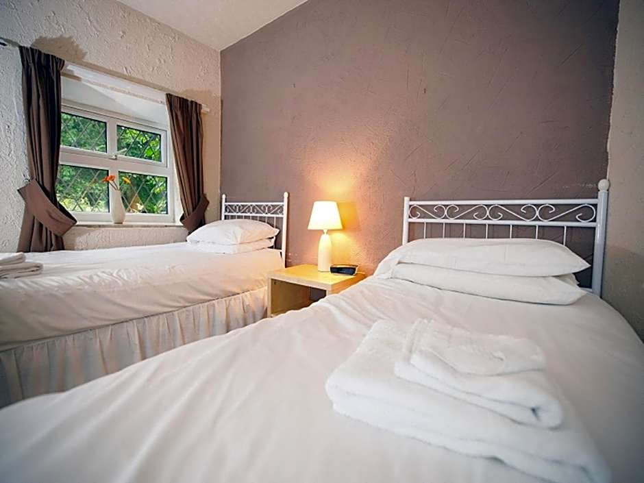 The Lantern Pike Inn