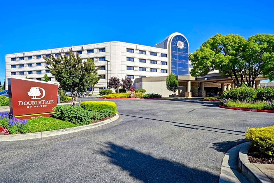 DoubleTree By Hilton Hotel Pleasanton At The Club