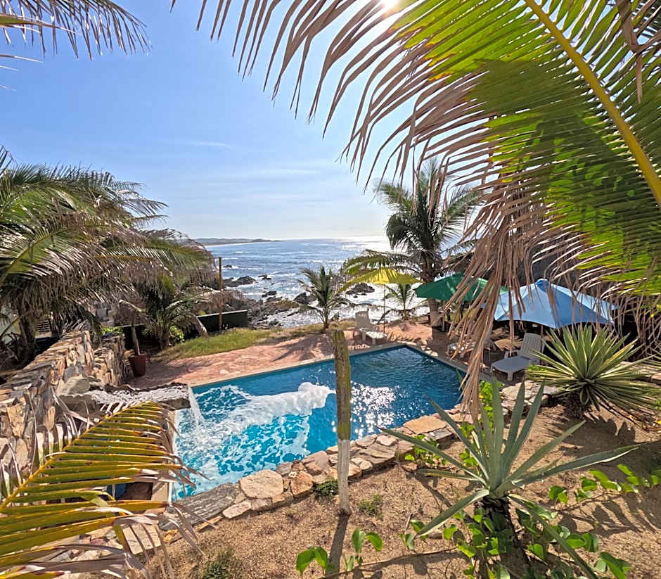 Hotel Luz de Mar ' right on the beach
