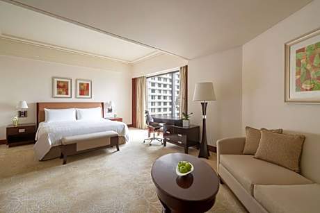 Garden Wing Premier Suite