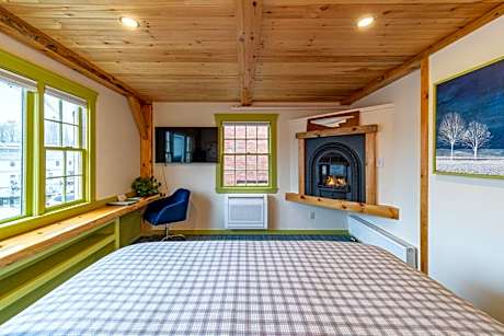 Downtown Camden Hotel