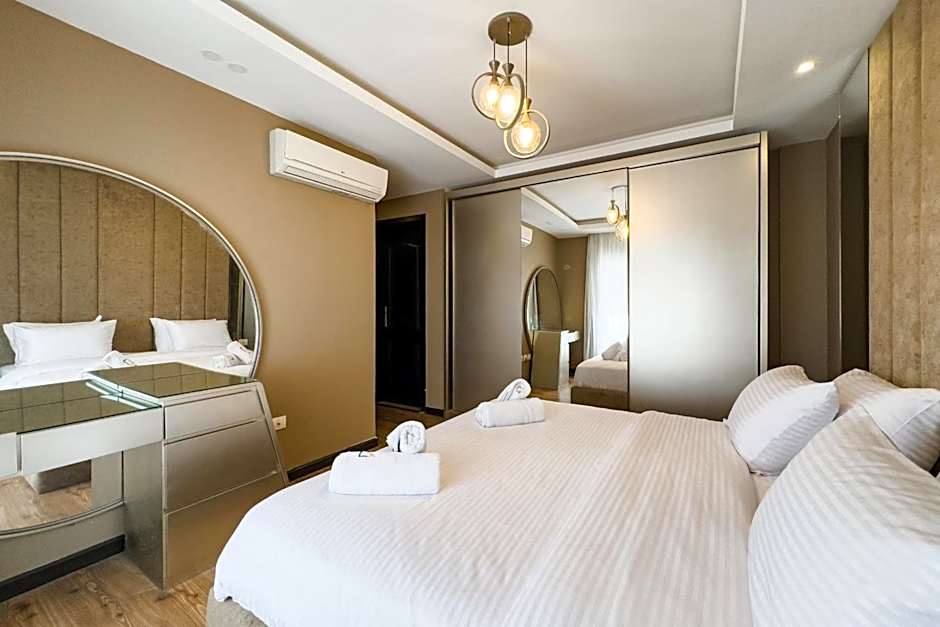 Flattering 2BDR - 5 min to Airport