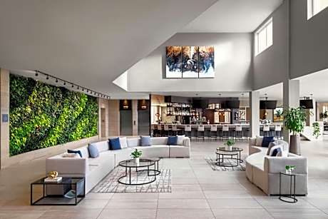 The Westin Calgary Airport