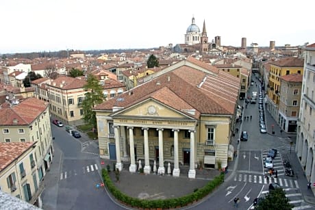 Hotel Italia City Center