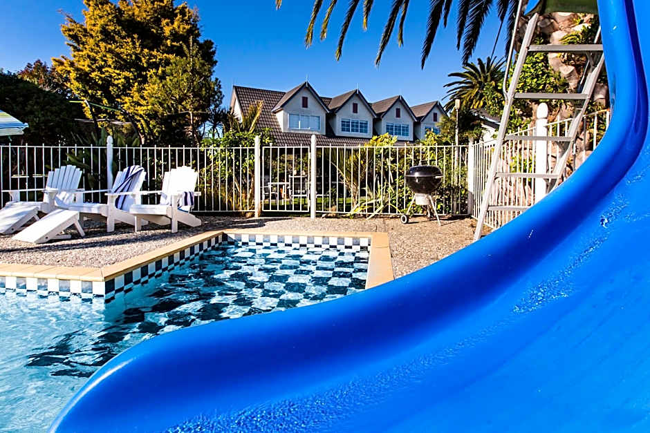 ASURE Colonial Lodge Motel