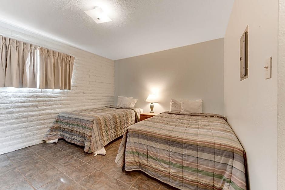 Dolores Mountain Inn