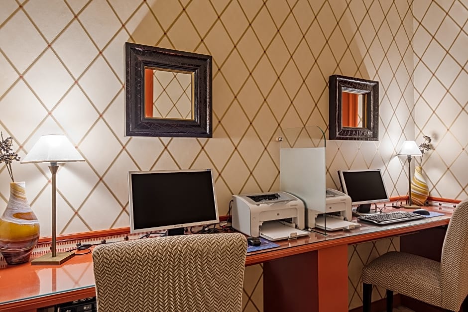 Hotel Lisboa Plaza - Lisbon Heritage Collection