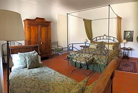 Triple Room with Garden View