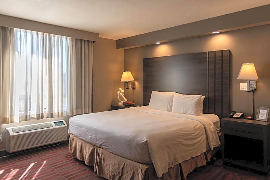 GreenTree Inn & Suites Los Angeles - Alhambra - Pasadena
