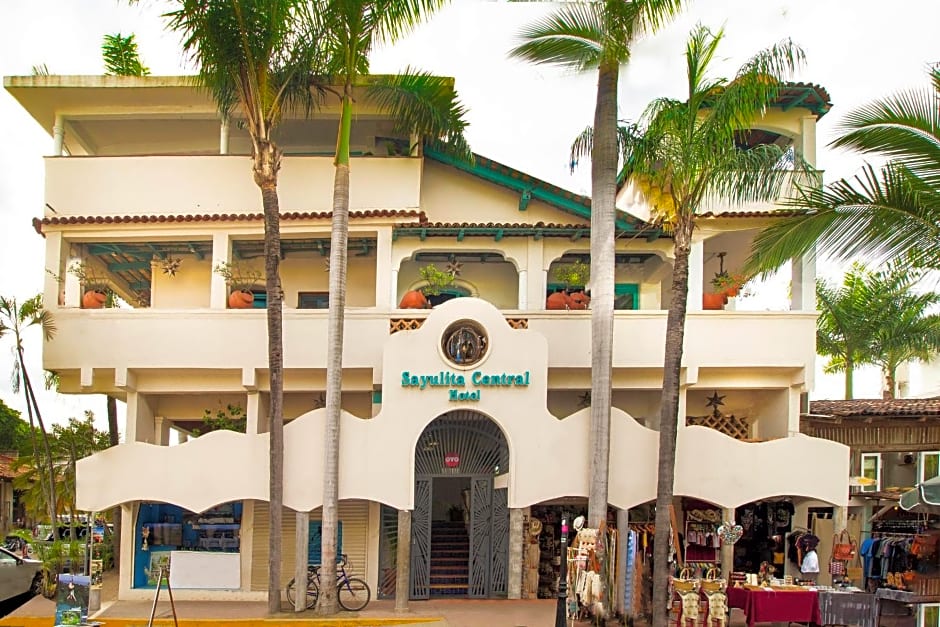 Sayulita Central Hotel