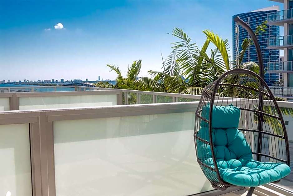 Luxury Oceanview Studio at Miami Design District