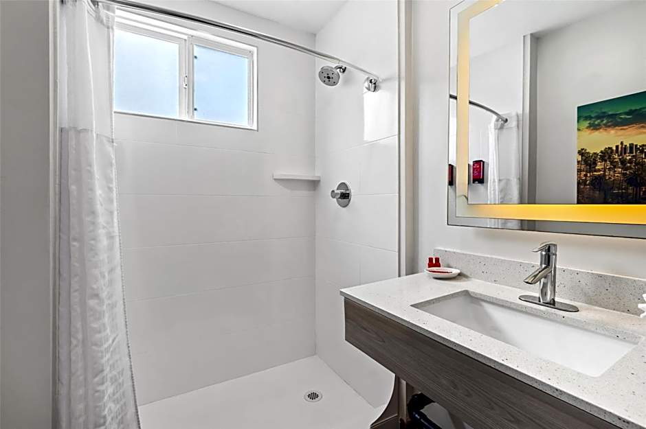 SureStay Hotel by Best Western Santa Monica