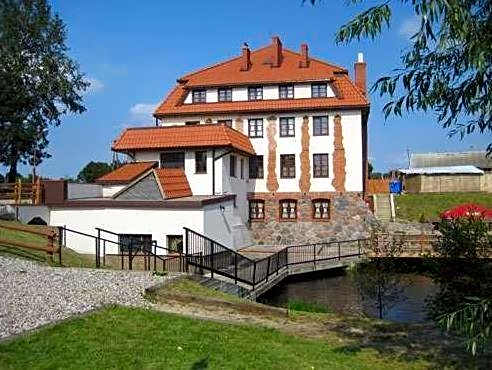 Pensjonat Bobrowy Dwór