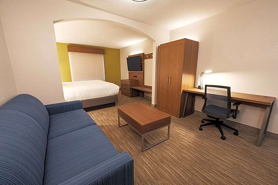 Holiday Inn Express Hotel & Suites Goshen By IHG