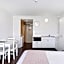 Bayview Tower Motel