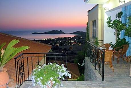 Hotel Dina - Ξενοδοχείο Ντινα