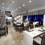 Oh! The Urban Oasis - Adults only