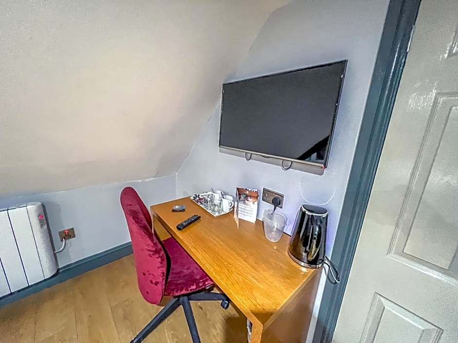 Twenty Hotel and Bar