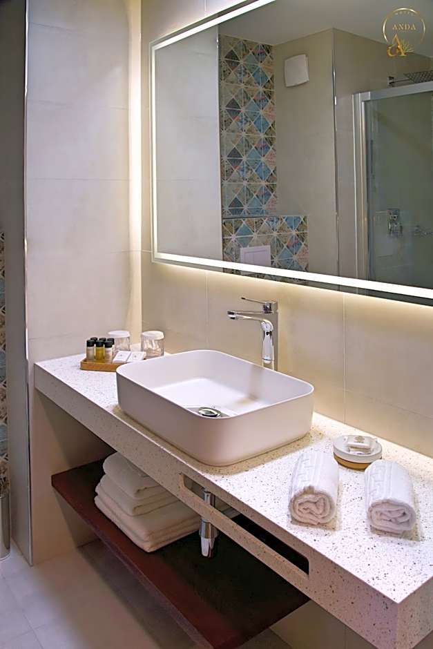 Hotel Anda