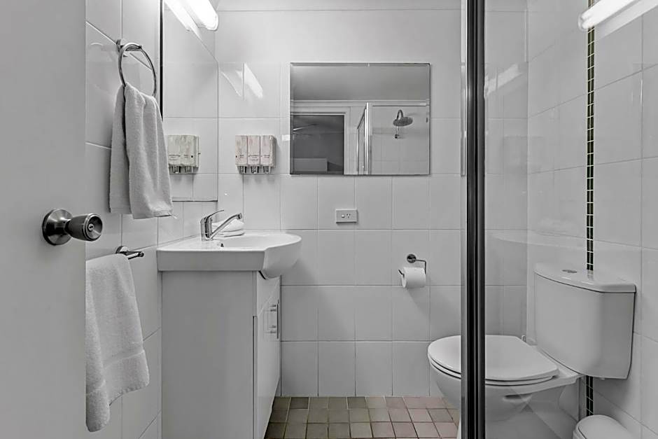 Sapphire Waters Motor Inn