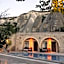 Seven Rock Cave Hotel