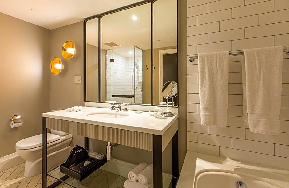 Mayfair Hotel Adelaide by IHG