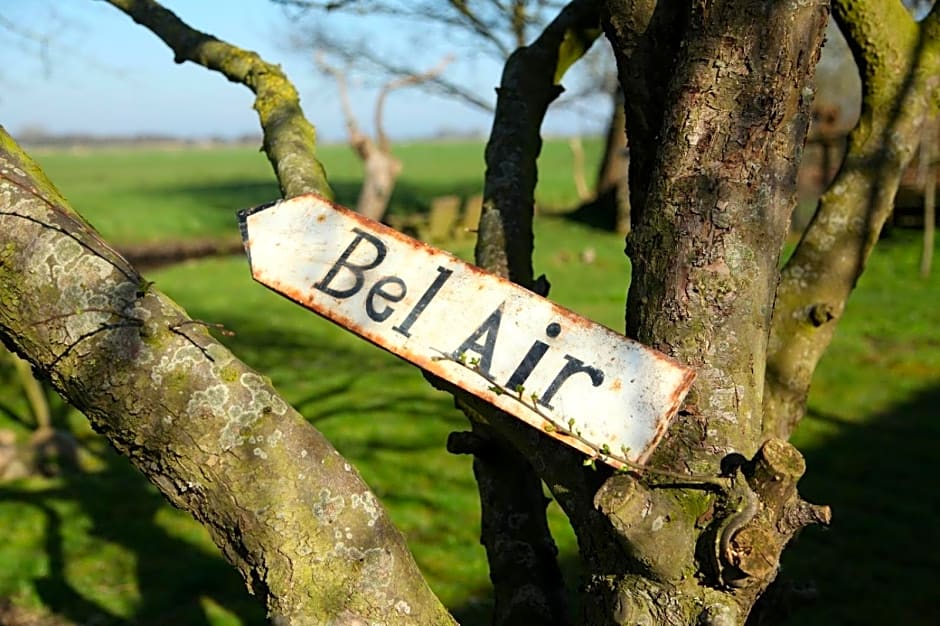 Kleine Buurt aan de Weide