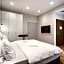 Budapest Eye- Boutique Suites, by BQA