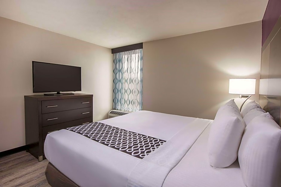 La Quinta Inn & Suites by Wyndham Festus - St. Louis South
