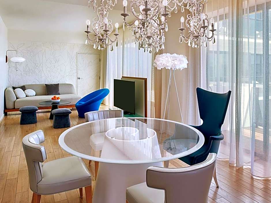 Mondrian Los Angeles