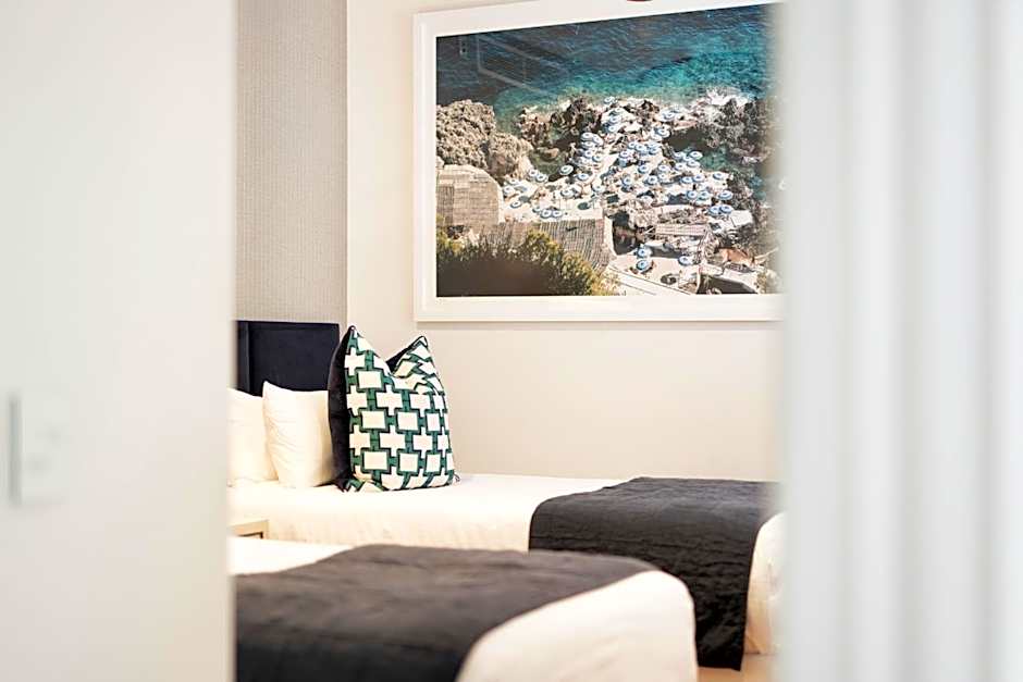 La Mer Apartments