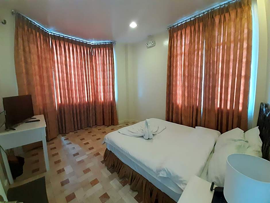 RedDoorz @ Balatas Magsaysay Road Naga City