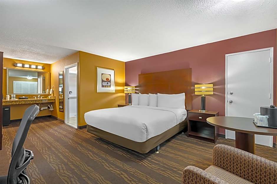 Best Western Plus Stovall's Inn