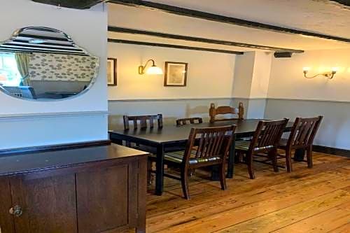 OYO Ye Olde Mustard Pot