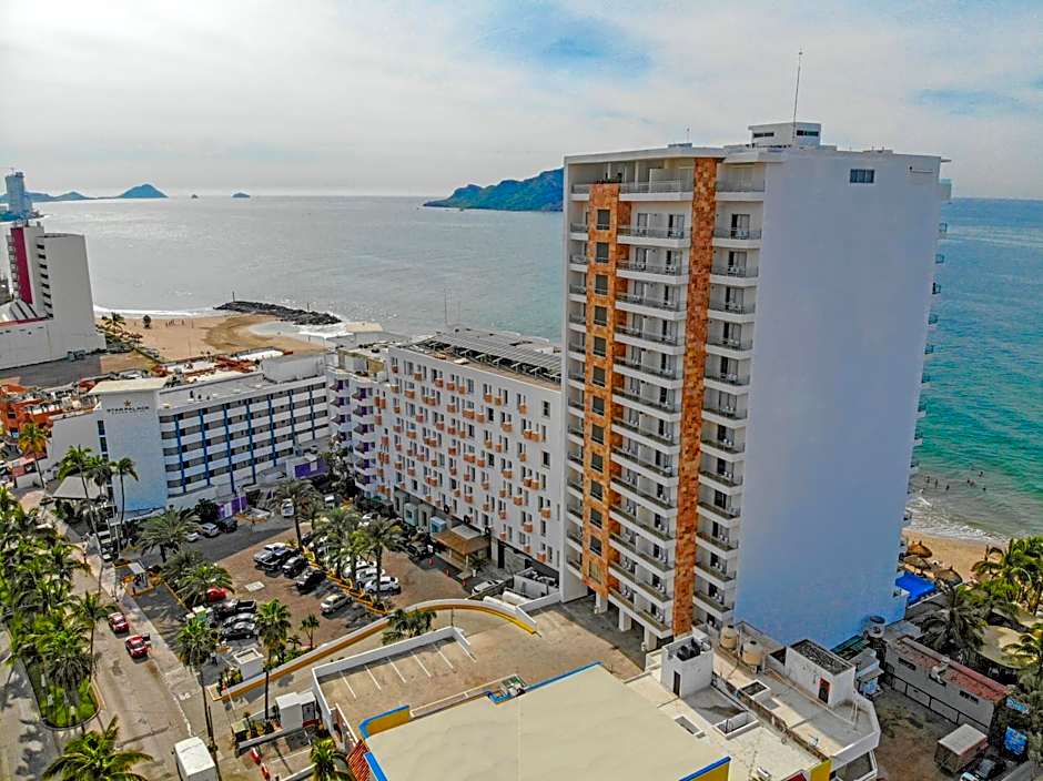 Pacific Palace Beach Tower Hotel