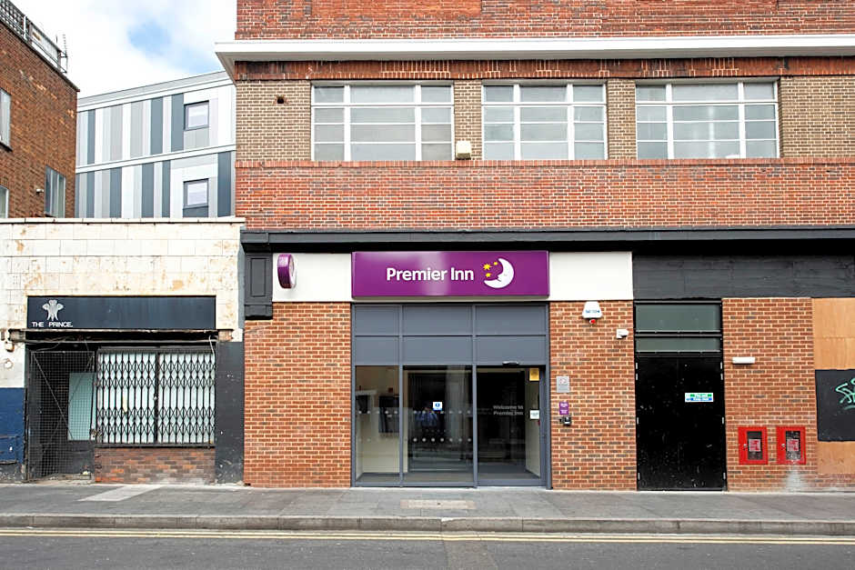 Premier Inn London Brixton