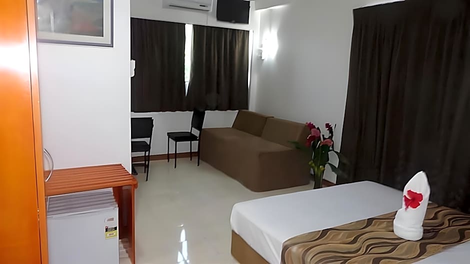 Nadi Downtown Hotel (CFC Certified)