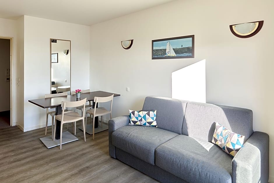 Comfort Aparthotel Versailles, St Cyr l'Ecole
