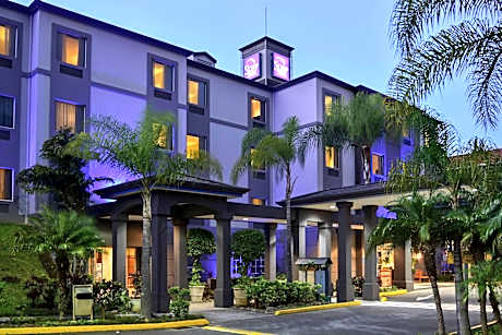 Sleep Inn Paseo Las Damas