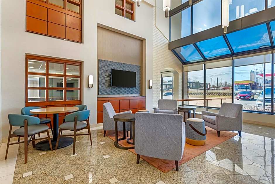 Drury Inn & Suites Joplin