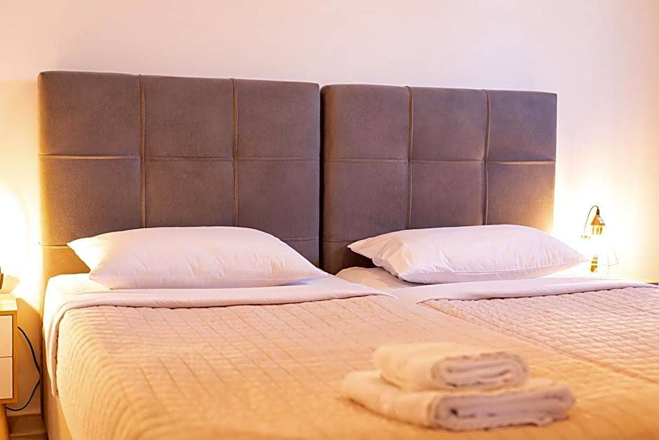 Stone Palace Hotel Near Athen's Airport Free Shuttle From and to Athen's Airport