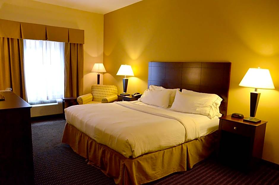 Holiday Inn Express & Suites Sidney By IHG