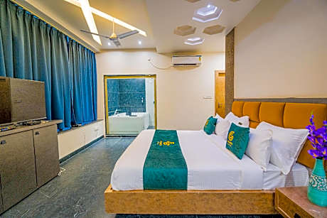 Kanha Shree by Cosmos Green